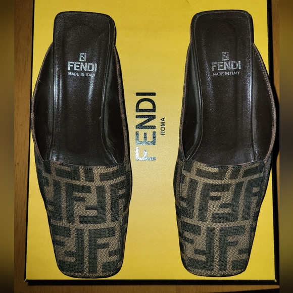 FENDI Zucca Mules w kitten heels, EU 37 - Picture 2 of 10